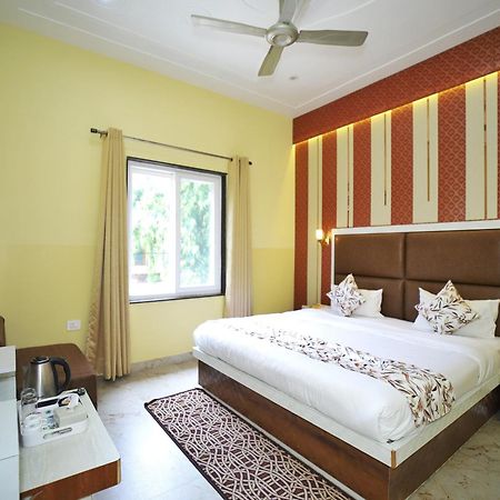 The Orchid Retreat Apartment Агра Екстериор снимка