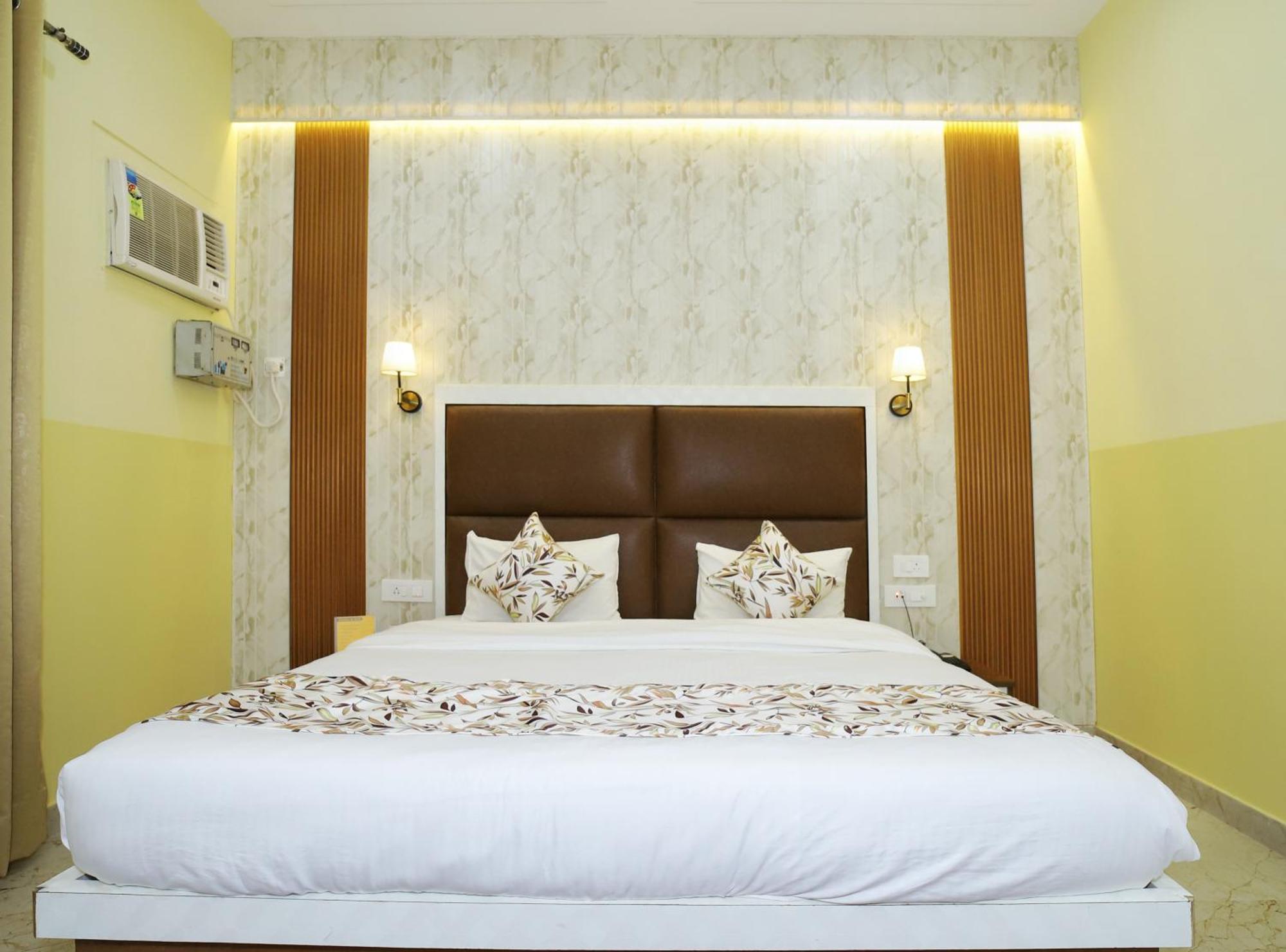 The Orchid Retreat Apartment Агра Екстериор снимка