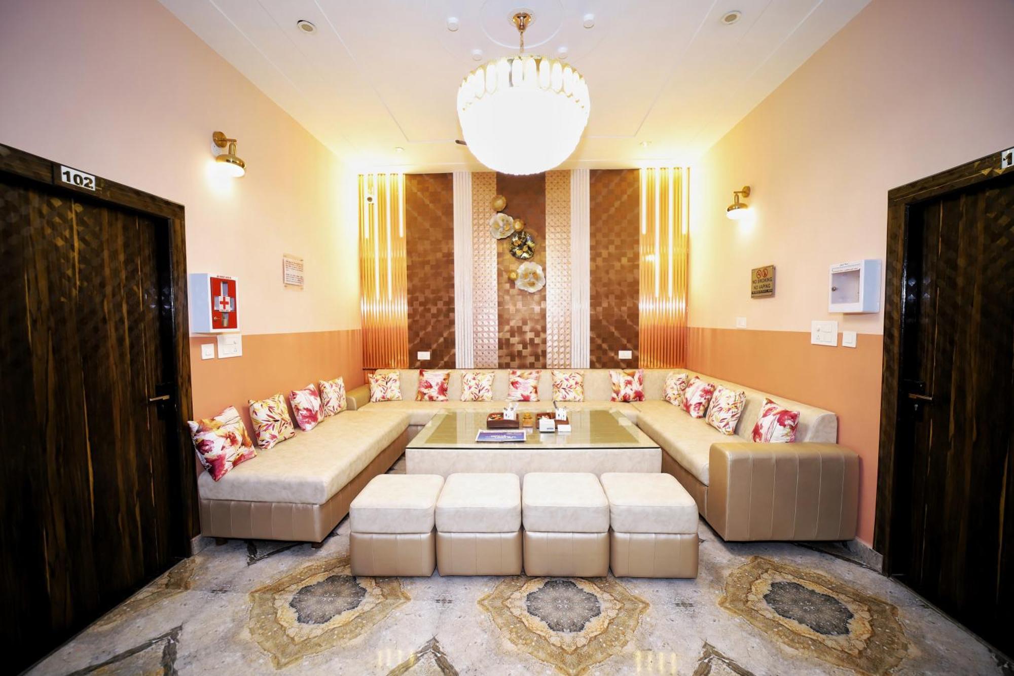 The Orchid Retreat Apartment Агра Екстериор снимка